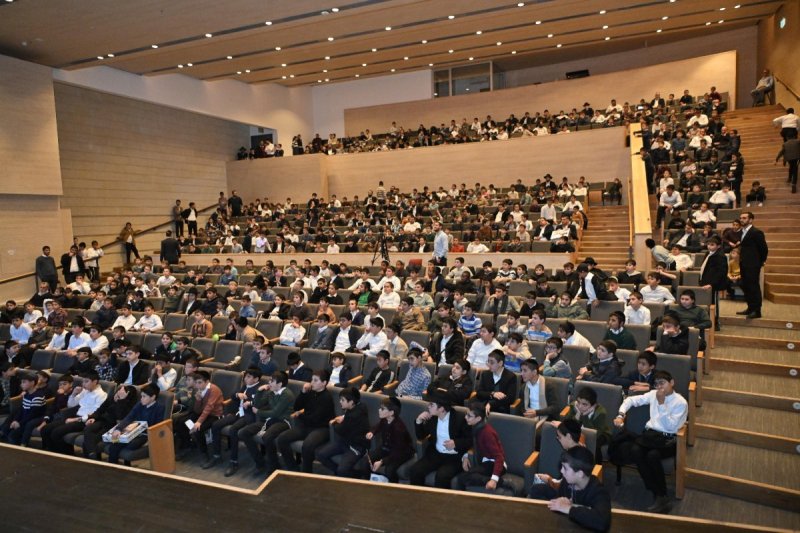 באדיבות המצלם