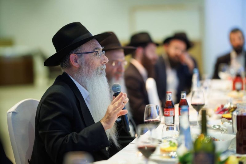 לוי נאזרוב