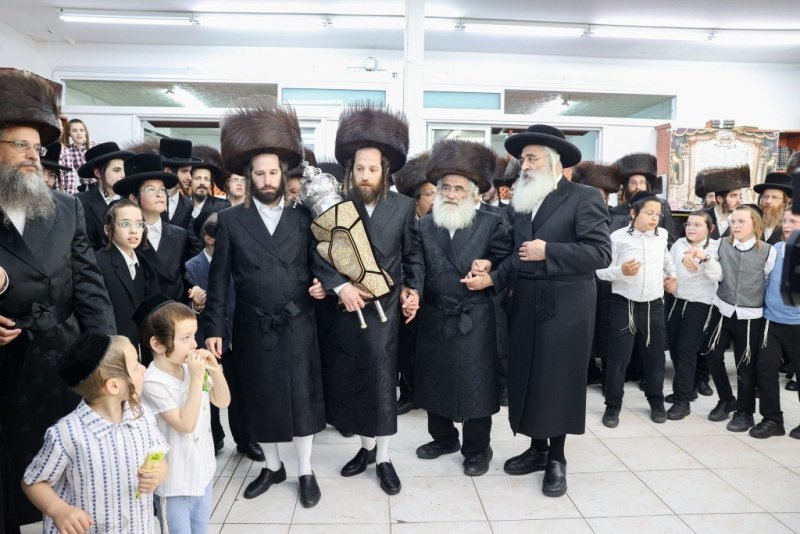 באדיבות המצלם