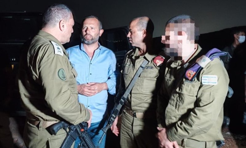 ישראל גנץ יציג לבכירים אמריקאים: "בכל שעתיים בממוצע מתרחש אירוע טרור בישראל"