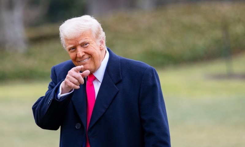 מומחה טוען שטראמפ עבר אירוע מוחי והסתיר זאת מהציבור