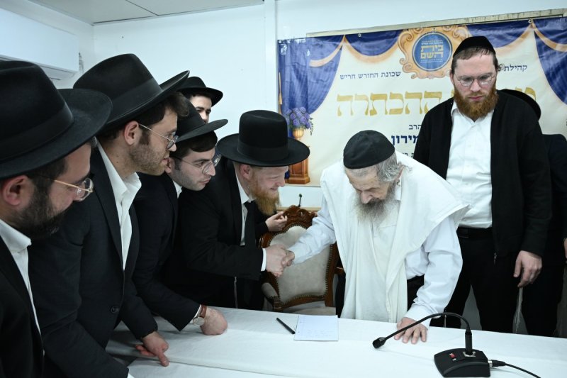 באדיבות המצלם