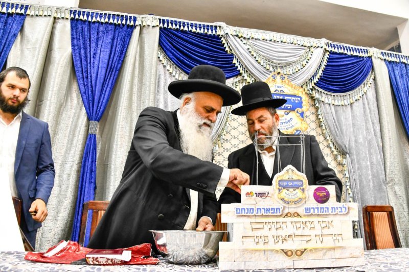 באדיבות המצלם