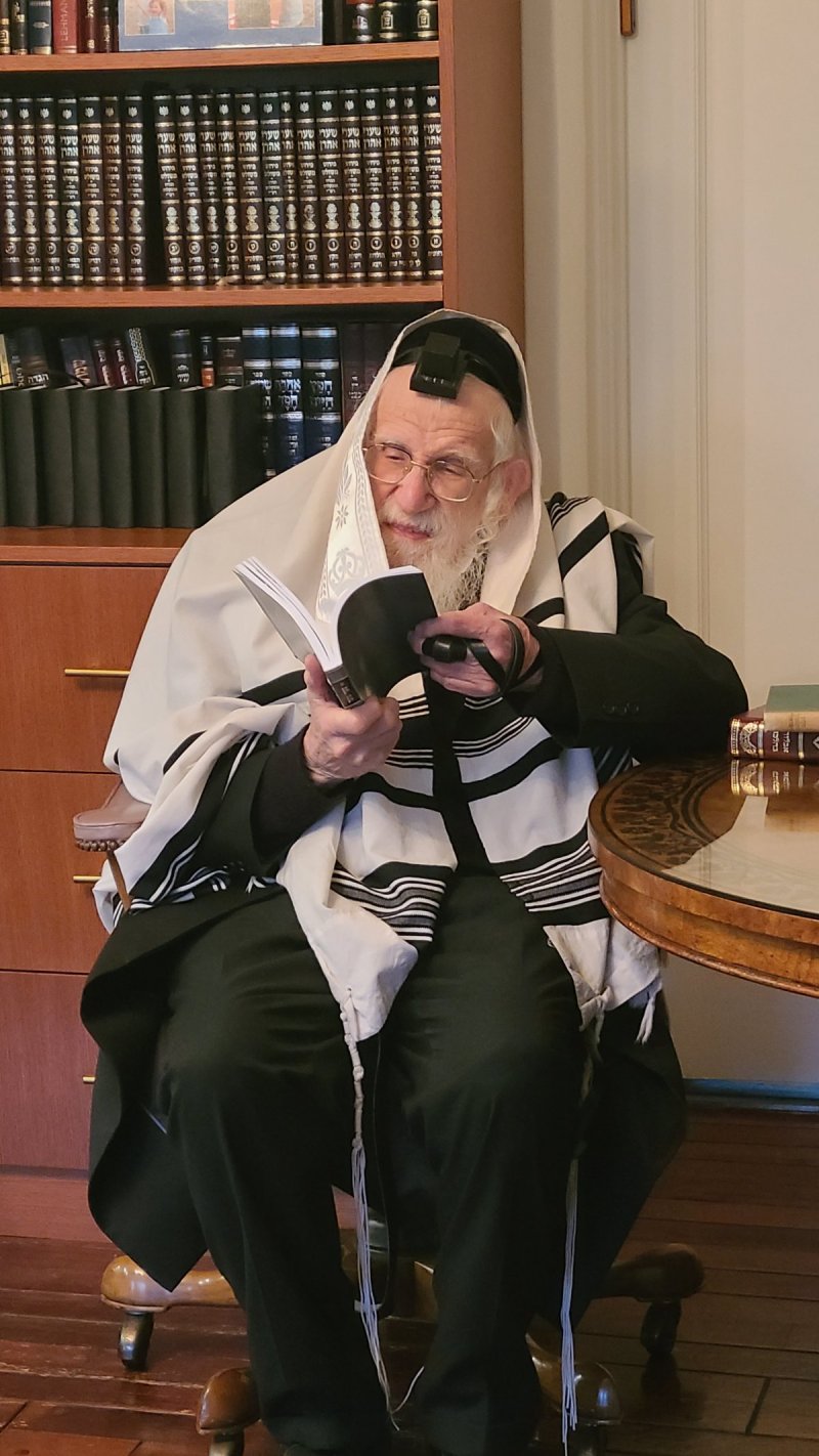 באדיבות המצלם