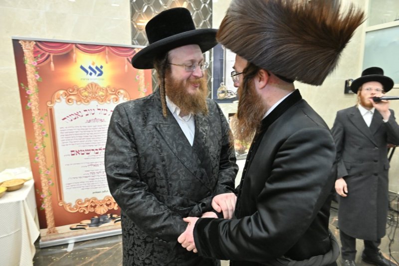 באדיבות המצלם