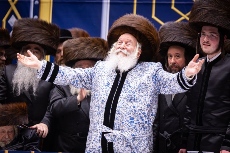 באדיבות המצלם