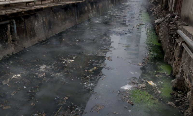 הפקחים היו בהלם: הפלסטינים הסתתרו בתעלת ביוב