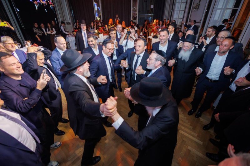 דניאל נפוסי ומאיר זלזניק