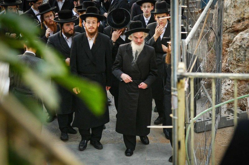 ארי קופרשטוק ומאיר אדרי