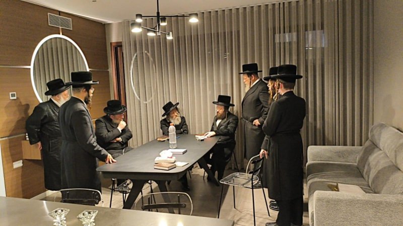 באדיבות המצלם