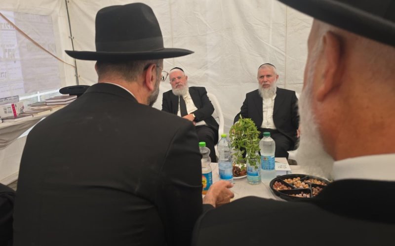 באדיבות המצלם