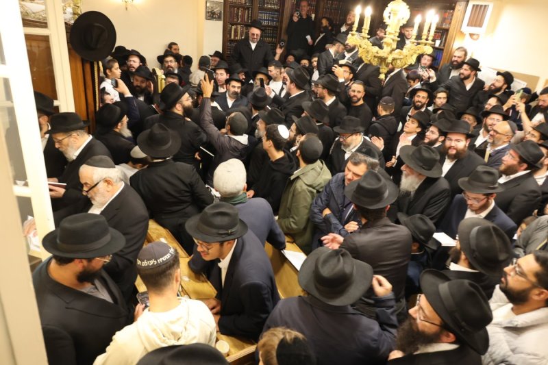 מרדכי לובעצקי