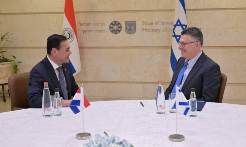 שר החוץ לנשיא פרגאווי: "תומכים בתוכנית טראמפ, חמאס חייב להיות מפורק מנשקו"