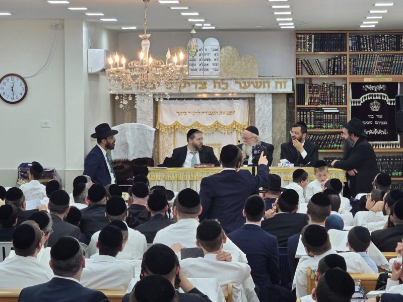 באדיבות המצלם