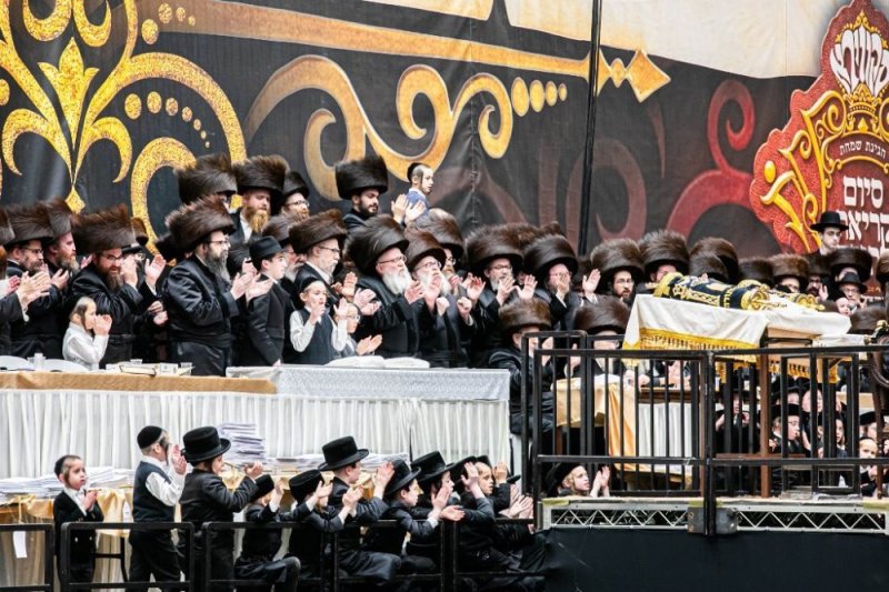 אלי וואהל, איצי מ.