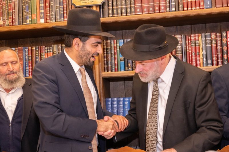 באדיבות המצלם