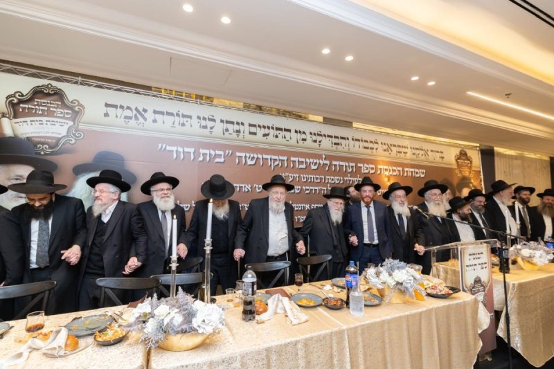 באדיבות המצלם