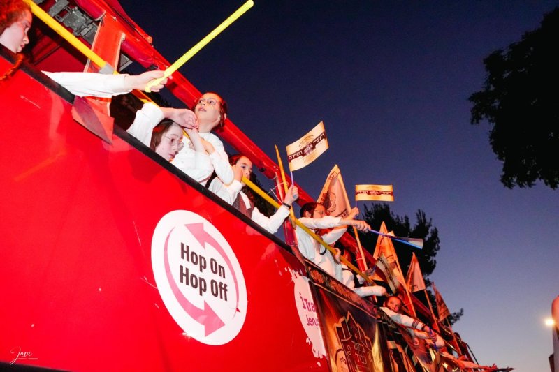 משה גולדשטיין, דוד ארזני ומאיר לביא