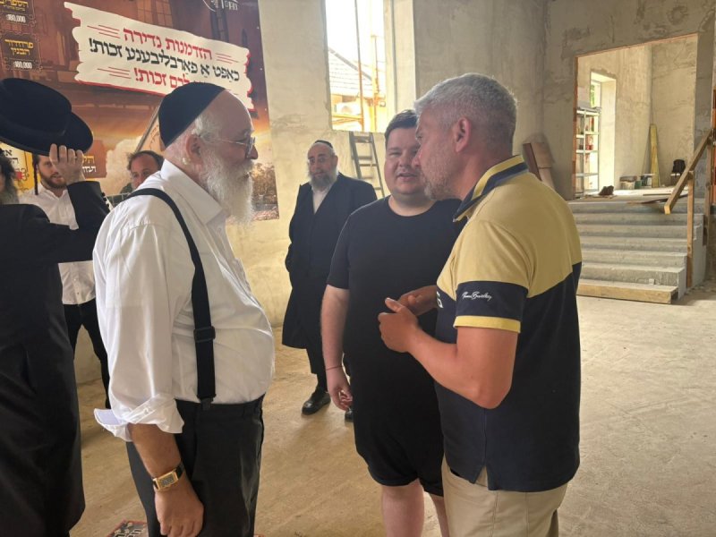 באדיבות המצלם
