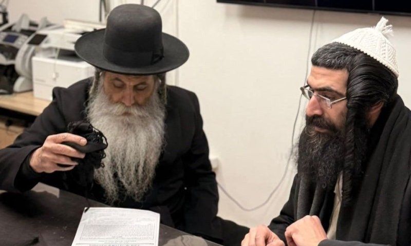 המתחמים השונים סביב ציונו של רבי נחמן מברסלב נמכרו לפסח