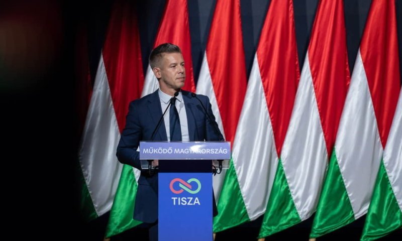 "נרדוף את אלו שבזזו ובגדו": המהפכה של פטר מדיאר יוצאת לדרך בבודפשט