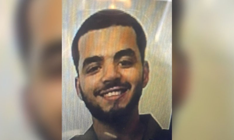 עם מדי צה"ל: צעיר מבני ברק נצפה ליד הבסיס - ונעלם