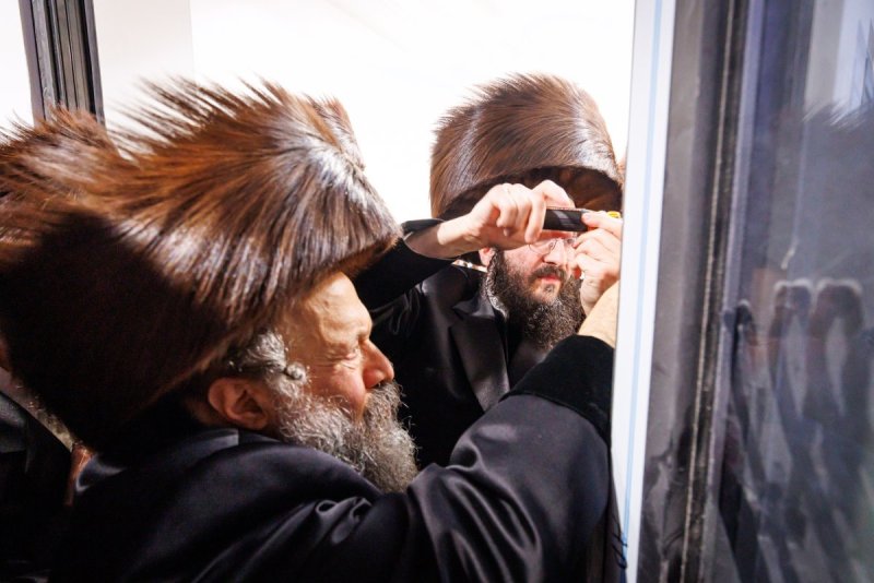 האחים לאנטשעווסקי ואושי וויינגארטן