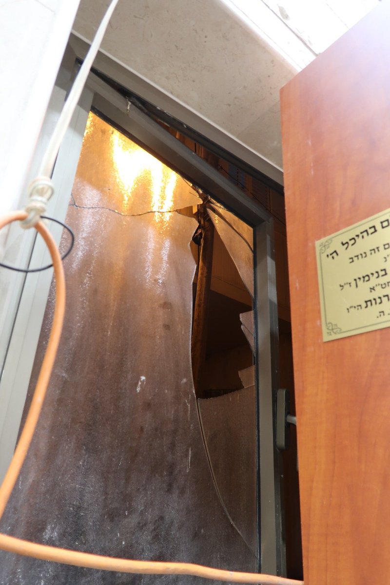 באדיבות המצלם