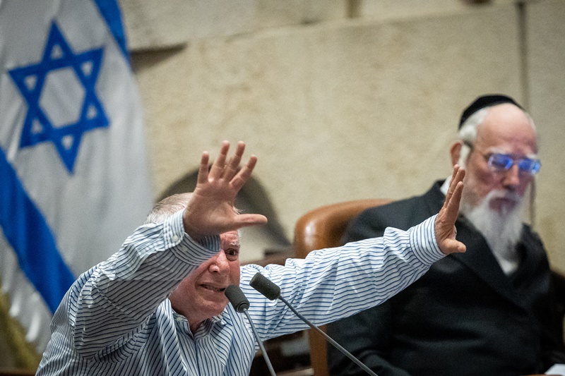 יונתן זינדל, פלאש 90