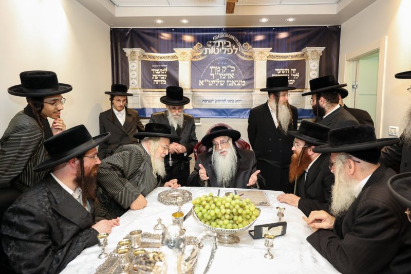 א. אייזנבאך