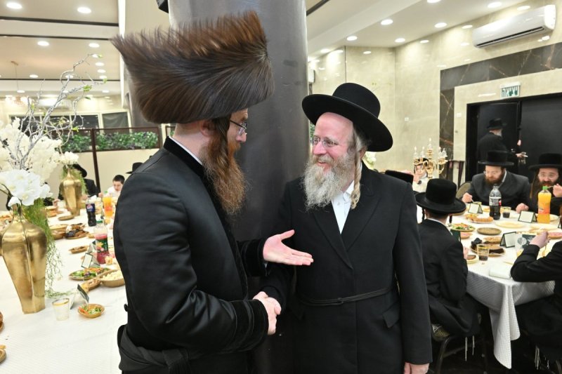 באדיבות המצלם