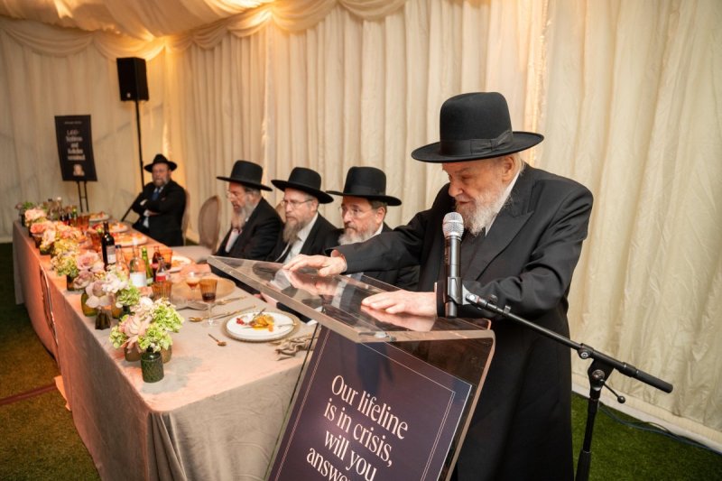 דניאל נפוסי ומאיר זלזניק