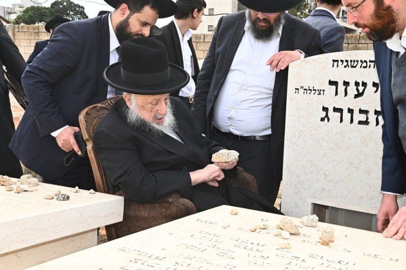שוקי לרר
