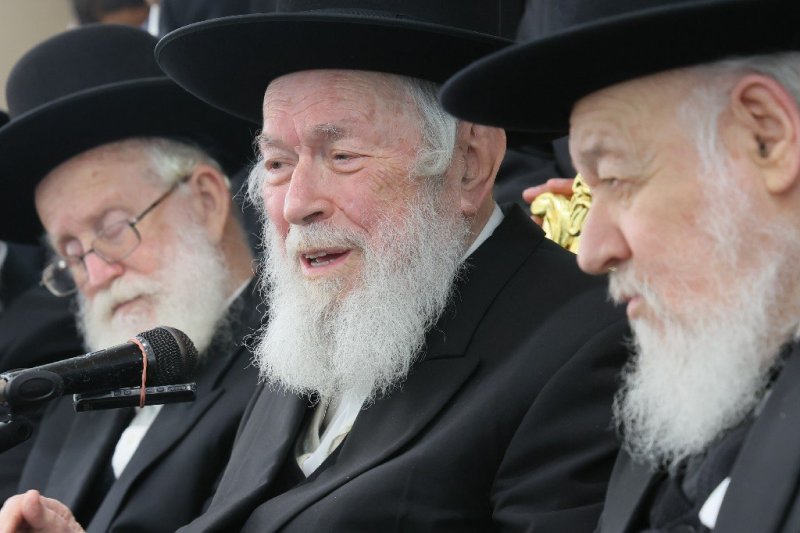 אברהם אבידן