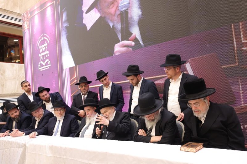 יעקב נחומי, שמוליק קורלנסקי ואלעזר פיינשטיין