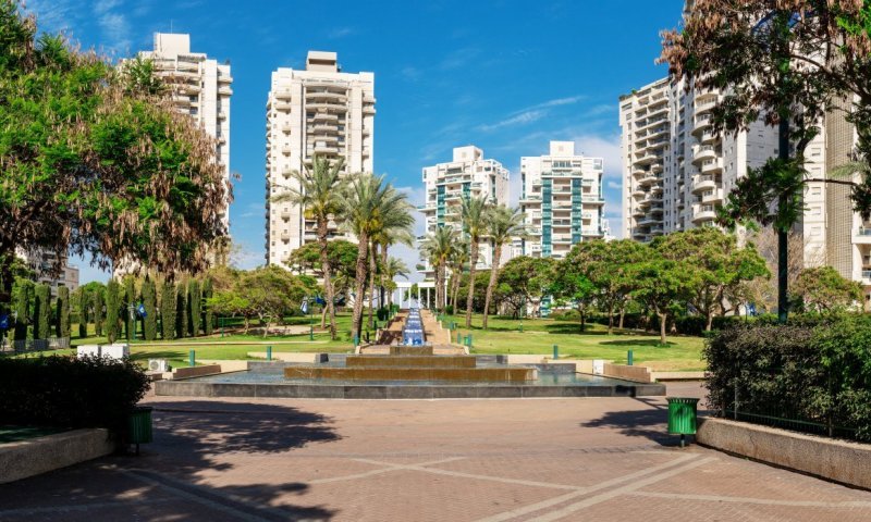 ציידי הנשמות: המיזם של קבוצת החילונים הפך את הגינה למסוכנת - מה באמת קורה בפארק מרום נווה?