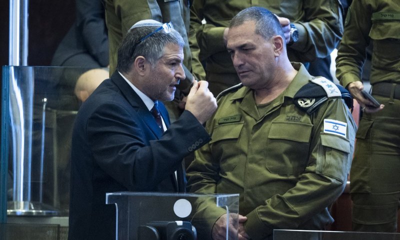 זיני בהתראה לראשי שב"כ לשעבר: חשפו את שמות העותרים נגדי או שתעמדו לדין