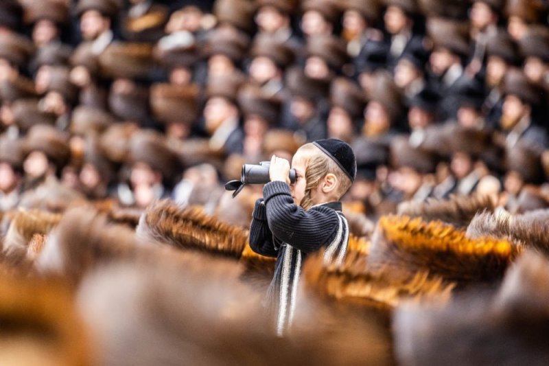 אלי וואהל, איצי מ.