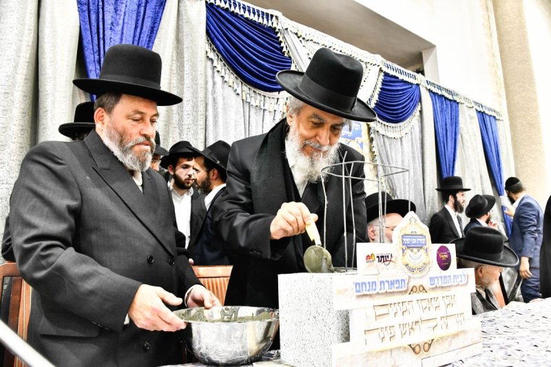 באדיבות המצלם