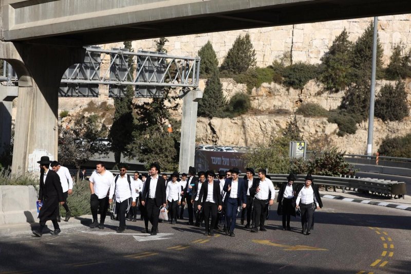 דניאל נפוסי ודוד מנדלסון