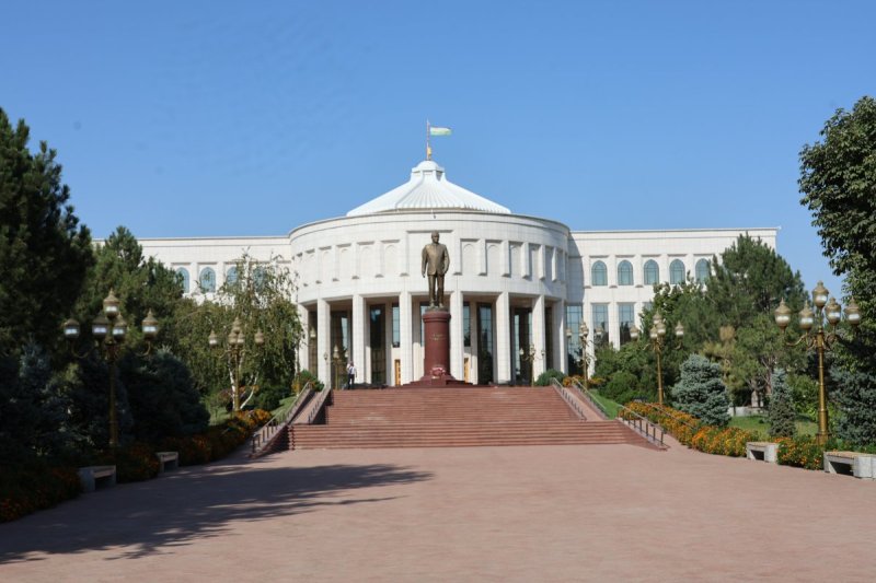 מרדכי לובעצקי