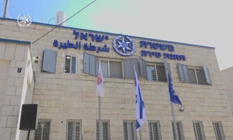 בתוך שבועיים בלבד: מוקדנית המשטרה שניתקה 132 שיחות חירום