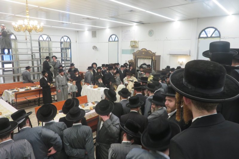 באדיבות המצלם