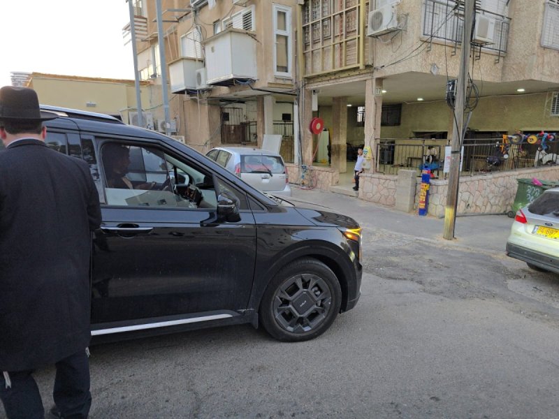 באדיבות המצלם