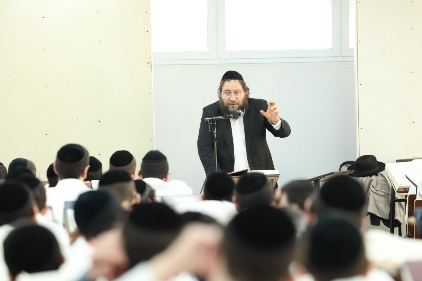 באדיבות המצלם