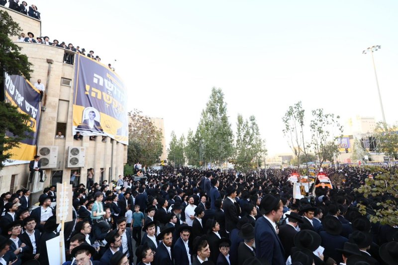 דניאל נפוסי ודוד מנדלסון