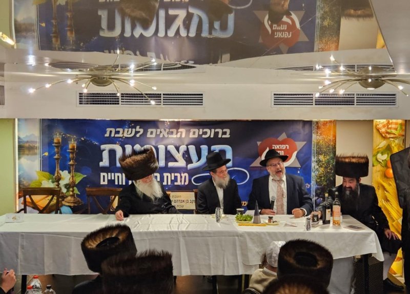 באדיבות המצלם