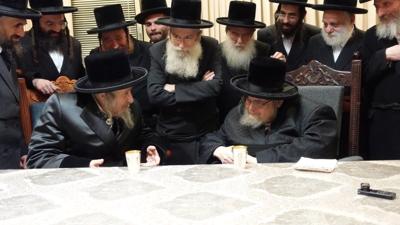 באדיבות המצלם