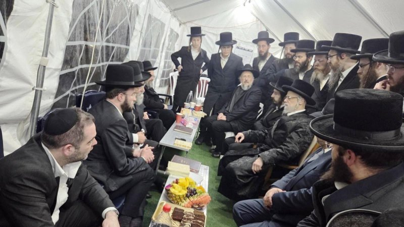 באדיבות המצלם