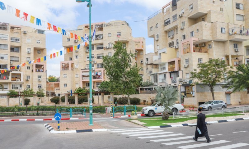 בעיצומה של השבת: השופט המחוזי נתן החלטה בעניין עיריית אלעד